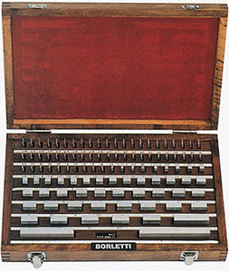 F35010: Serie di blocchetti di riscontro in acciaio; BORLETTI