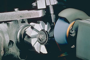 L45025: Mole a tazza conica per affilatura; NORTON