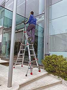 V60010: Scale telescopiche professionali in alluminio; FARAONE